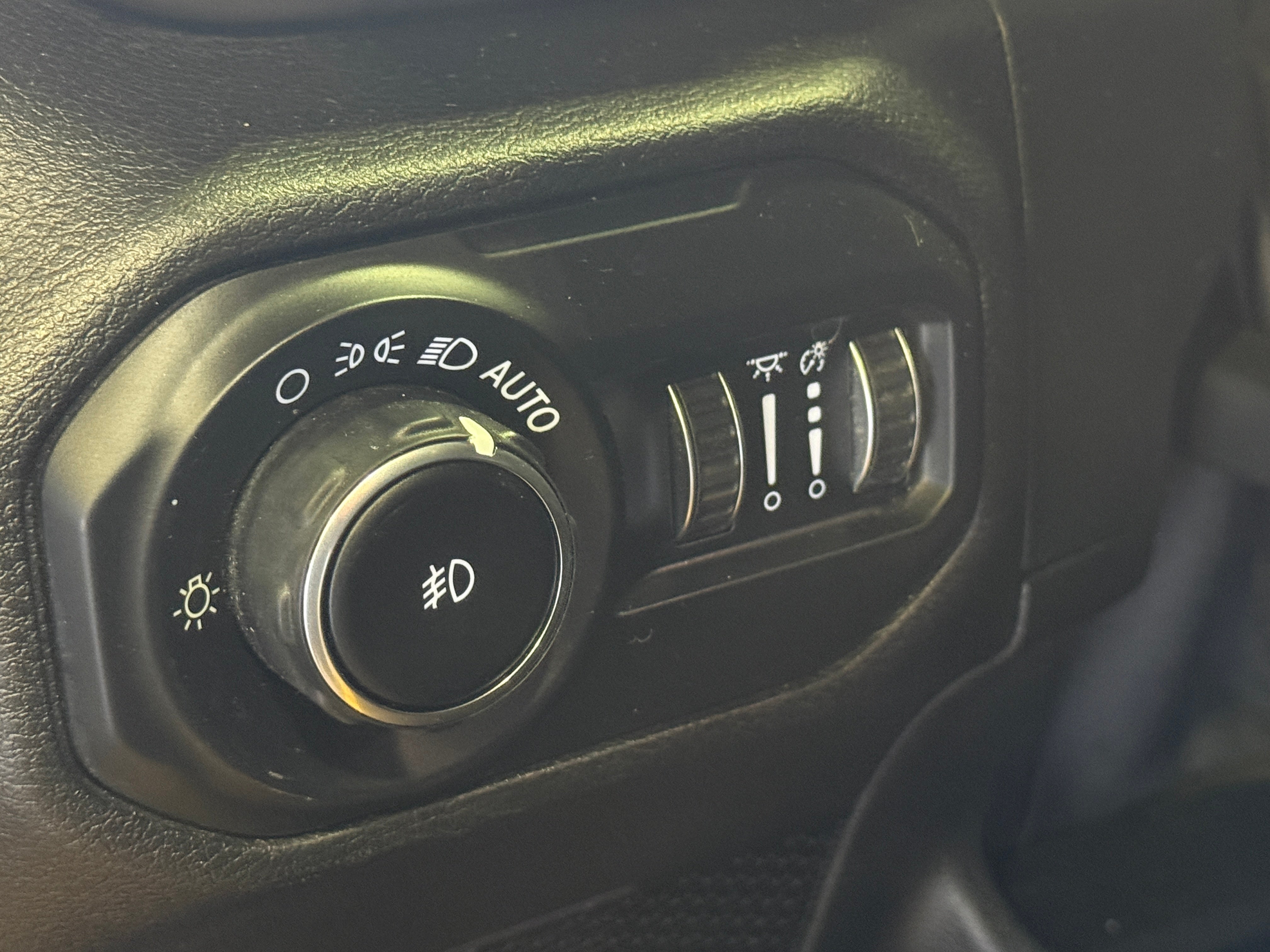 jeep wrangler unlimited 2020 1C4HJXDG4LW314526 image jeep wrangler unlimited 2020 1C4HJXDG4LW314526 image
